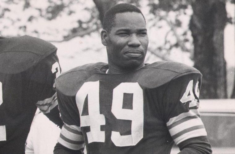 Former Cleveland Brown, Bobby Mitchell, dies at 84 - Q92 Radio Sports