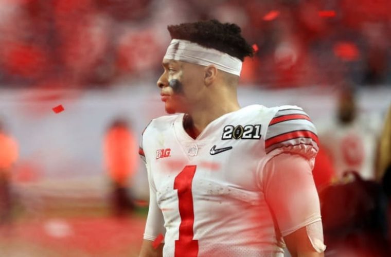 Ohio State QB Justin Fields, OL Wyatt Davis, DL Tommy Togiai declare for NFL  draft - ESPN